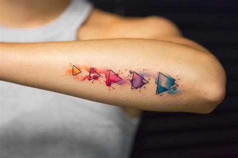 Tatouage aquarelle – une tendance tombée à l'eau ? | Tattoos, Tattoos ...