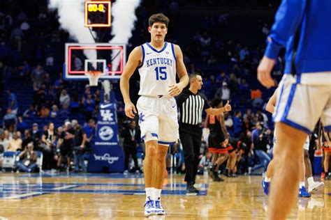 Takeaways: A 25-point game from Reed Sheppard leads Kentucky past ...