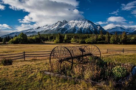 Road Trip: Exploring BC’s Chilcotin Plateau on Highway 20 - Explore BC ...