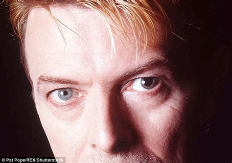 David Bowie Eyes Images : David Bowie: Did David Bowie have a glass eye ...