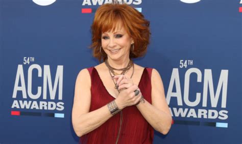 Reba McEntire announces 2023 spring tour dates | KRTY Country Music