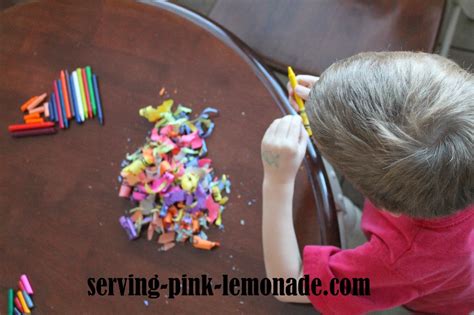 Serving Pink Lemonade: Gifts Kids Can Make: Fun Crayons