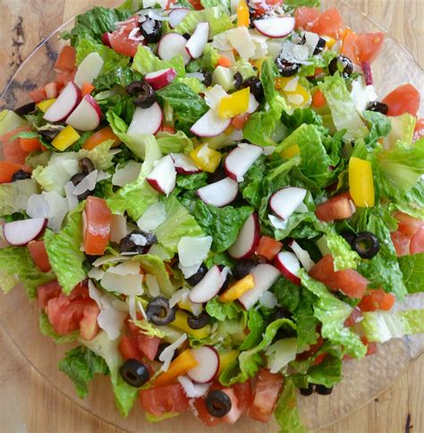 Green Salad - Crisp and Delicious Every Time! - The Spicy Apron