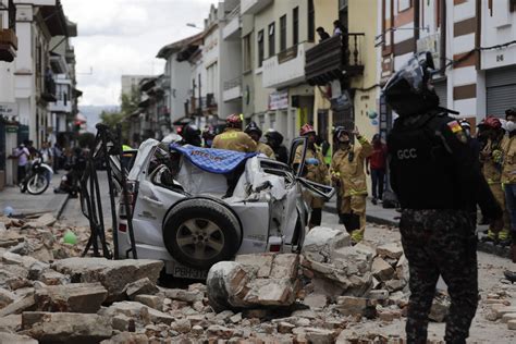 Earthquake Ecuador today