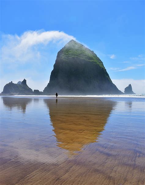 Haystack Rock - Cannon Beach, OR [OC] (4000 × 5075) : r/MostBeautiful