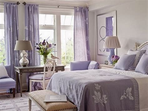 Pastel color palettes in elegant bedroom designs