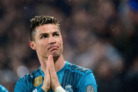 Cristiano Ronaldo to Juventus: Ronaldo is leaving Real Madrid - CBS News