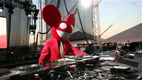 [HD] Deadmau5 - Strobe (Full Version) - YouTube