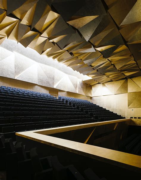 Philharmonic Hall - Architizer