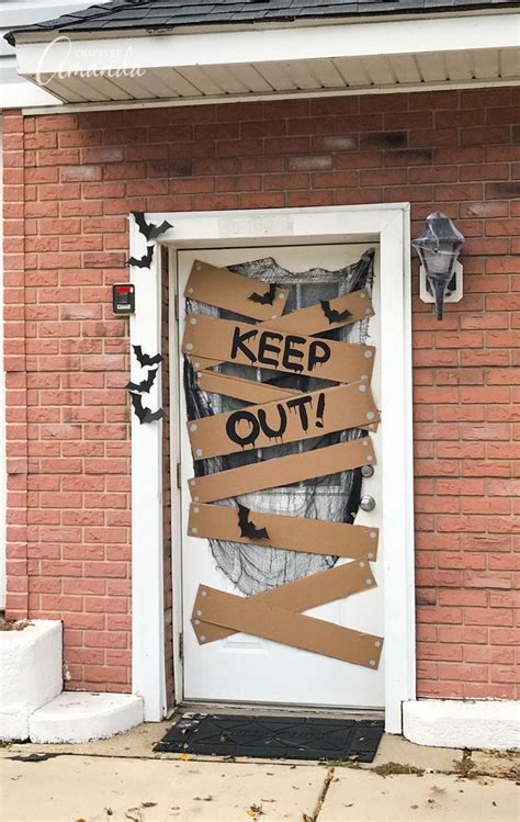 DIY Halloween Door - Keep Out! | Spooky diy halloween decor, Homemade ...