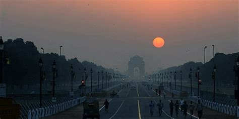 Sunrise in Delhi : Wake Up Early Morning And Watch