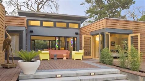 A Beginner’s Guide To Modular Homes | Modern modular homes, Modern prefab homes, Modular home ...