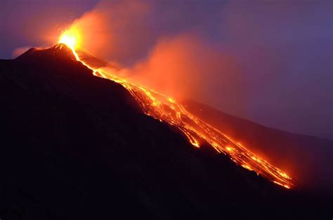 Eruption Types - Toba - Mankinds Near Extinction?