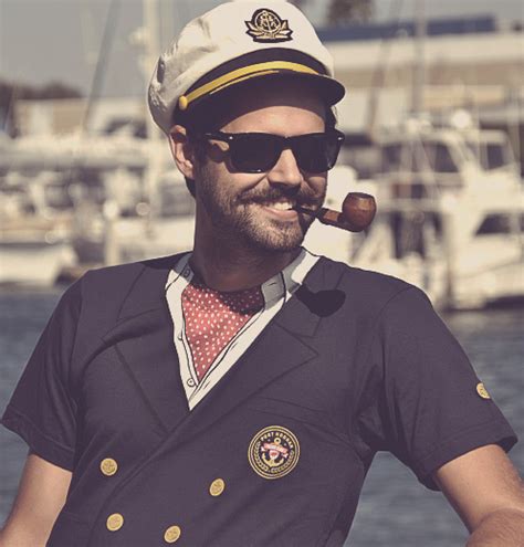 Yacht Captain T-Shirt - Ascot T-Shirt