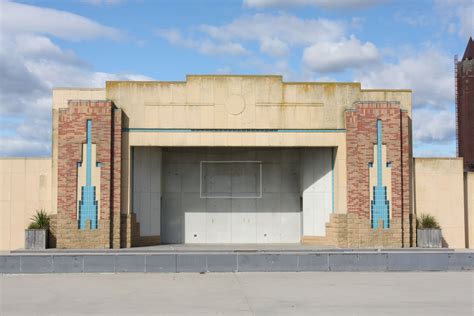 Old Long Island: Jones Beach Boardwalk