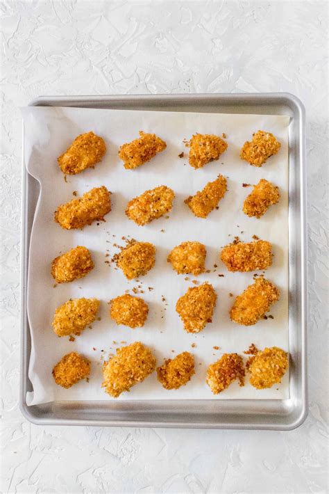 Healthy Homemade Baked Chicken Nuggets | Freezer Friendly