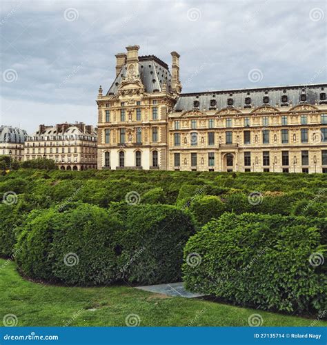 Louvre Museum, Paris - France Stock Photo - Image of scene, france: 27135714