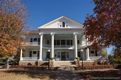 Seelye Mansion, Abilene, KS | Betty's Vacation