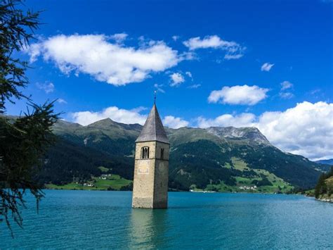 Premium Photo | Resia lake in dolomities