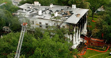 Texas probes arson in governor's mansion blaze