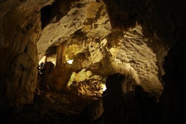 10 Best Texas Caves