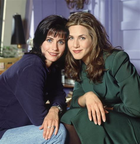 Jennifer Aniston and Courteney Cox Pictures | POPSUGAR Celebrity