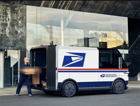 USPS Goes Electric With Canoo Delivery Vans