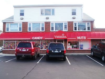 I Know This Little Place.....: Yummies Candy And Nuts