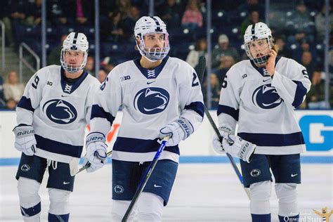 No. 5 Penn State Men's Hockey Falls 3-2 To No. 17 Michigan State In ...