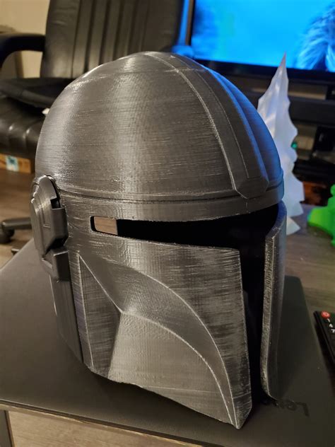 3D Printable Mandalorian Helmet