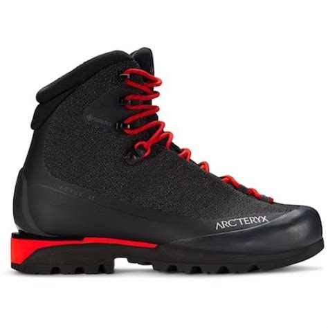 The Best Winter Hiking Boots | Hiking | live for the outdoors