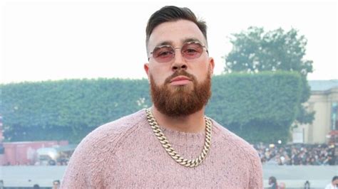 Travis Kelce Surprises Fans by Unveiling His Ultimate Taylor Swift Anthem | The Nerd Stash