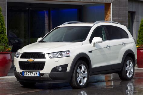 Chevrolet Captiva 2.4 LT - 🚗 car technical specifications