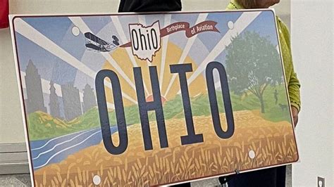 Gov. DeWine unveils new Ohio license plate