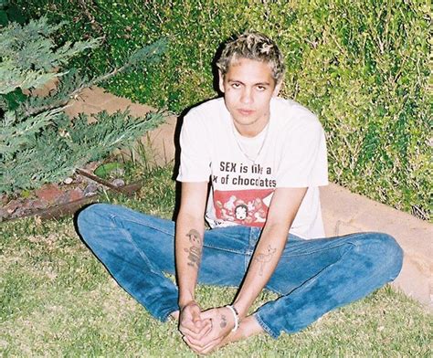 Listen: Dominic Fike shares new song 'Chicken Tenders'. | Coup De Main Magazine