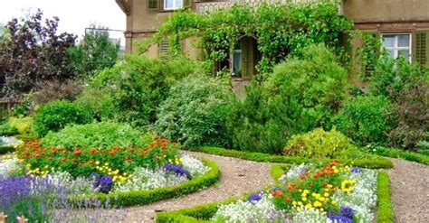 Cottage Garden Layouts: Design The Cottage Garden From Your Dreams | Which to buy?