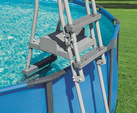 Echelle de Sécurité pour Piscine Hors Sol Jusque 1,32 m. - Bestway — PoolFunStore