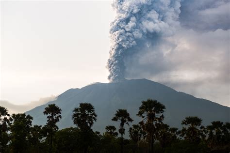 Bali’s Mount Agung erupts again and… cue the flight cancellations and ...