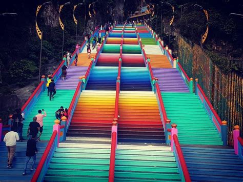 [PHOTOS] The Batu Caves Stairway Has A Colourful New Look And It's Absolutely Gorgeous