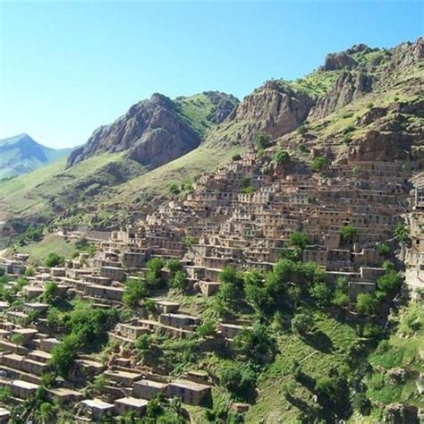 21 Days Go West Iran Tour for Second Time Travelers