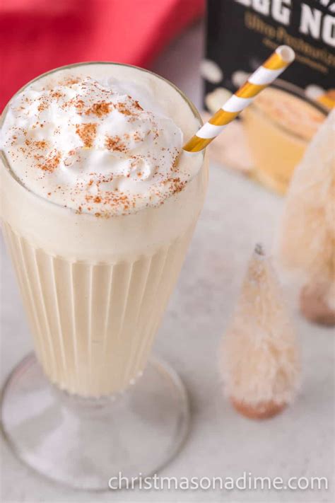 Eggnog Milkshake - christmasonadime.com