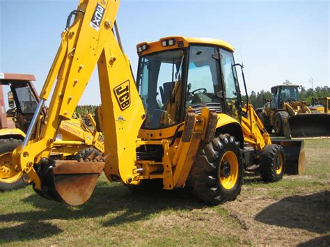 JCB 3CX 4X4 LOADER BACKHOE - J.M. Wood Auction Company, Inc.