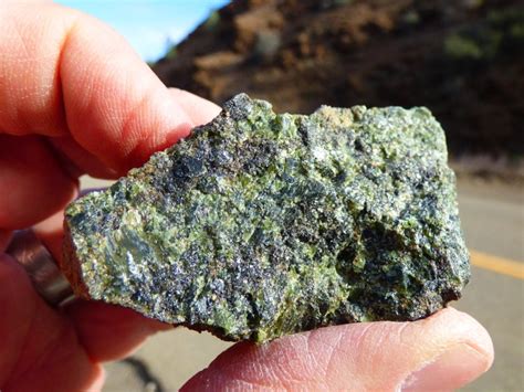 Peridotite | Properties, Composition, Formation