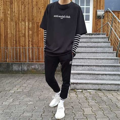 How to Dress like an Eboy: Guide & Outfits For The Alt Boy Aesthetic ...