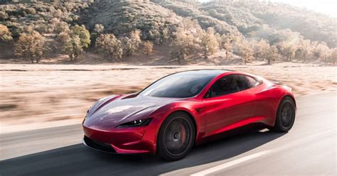 Elon Musk tells Joe Rogan he wants the new Tesla Roadster to hover - MyJoyOnline