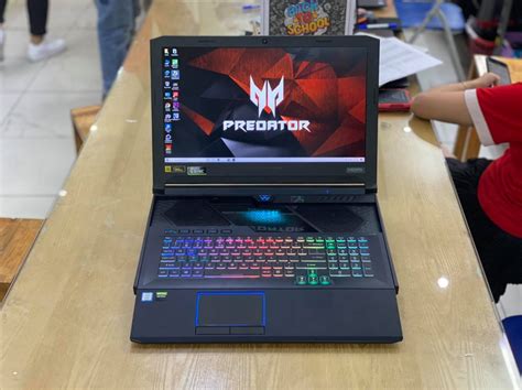 LAPTOP ACER PREDATOR HELIOS 700 /i7 9750H/ RTX 2080 8GB / 32GB /1TB ...