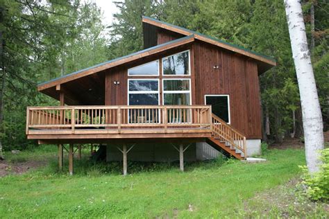 Image result for 2 bedroom cabin with loft floor plans | Modern cabin, House design, Flat roof house