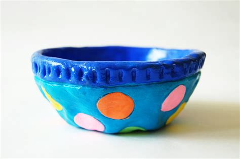 Pinch Pots | Kids' Crafts | Fun Craft Ideas | FirstPalette.com