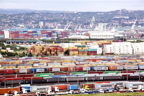 Fears Of Empty Christmas Shelves Amid Durban Port Congestion Chaos