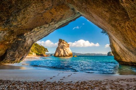 Beautiful Sites at Cathedral Cove Beach | Cathedral cove, Places to see ...